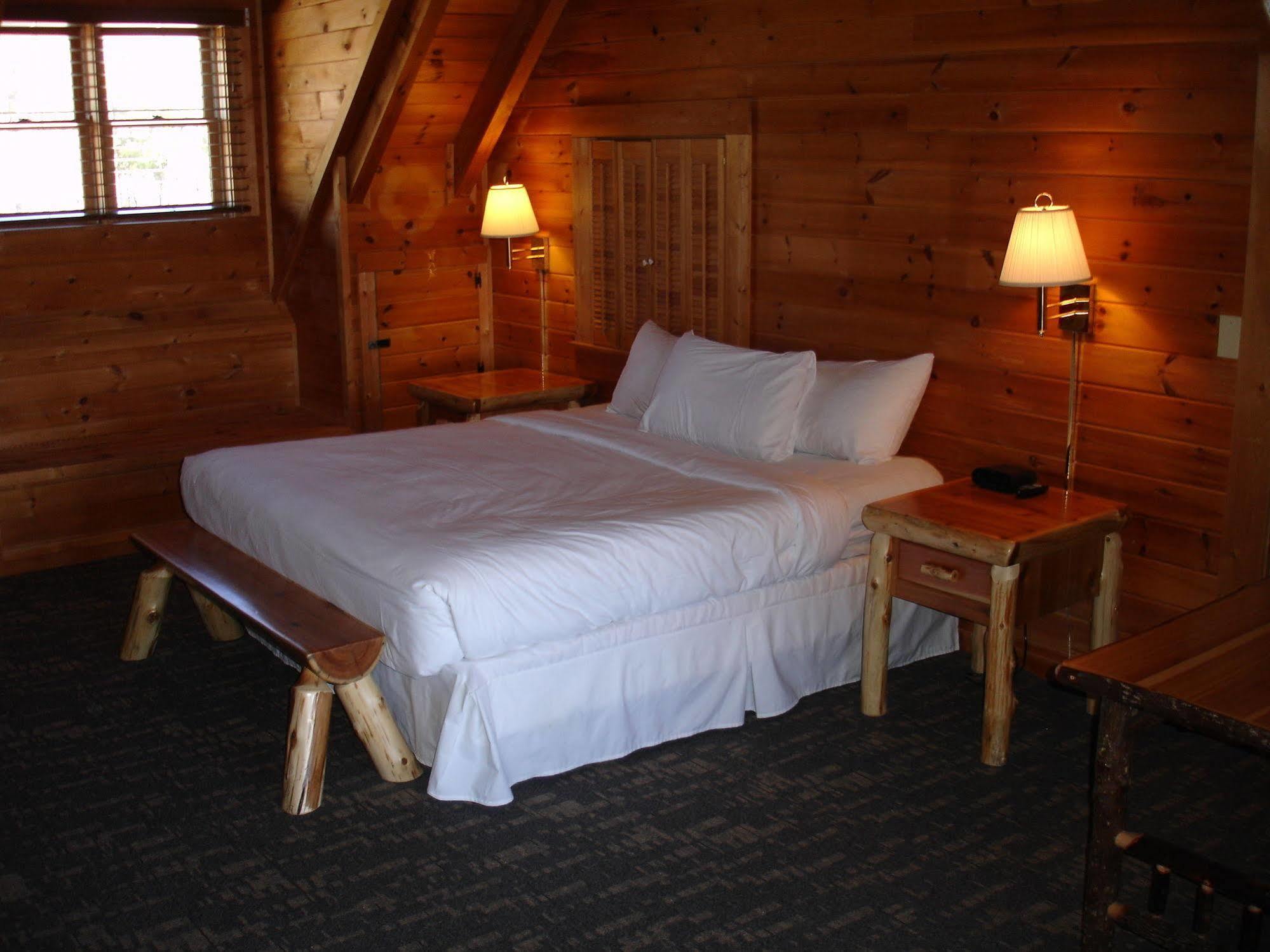 Mountain Top Inn And Resort Warm Springs Exteriör bild