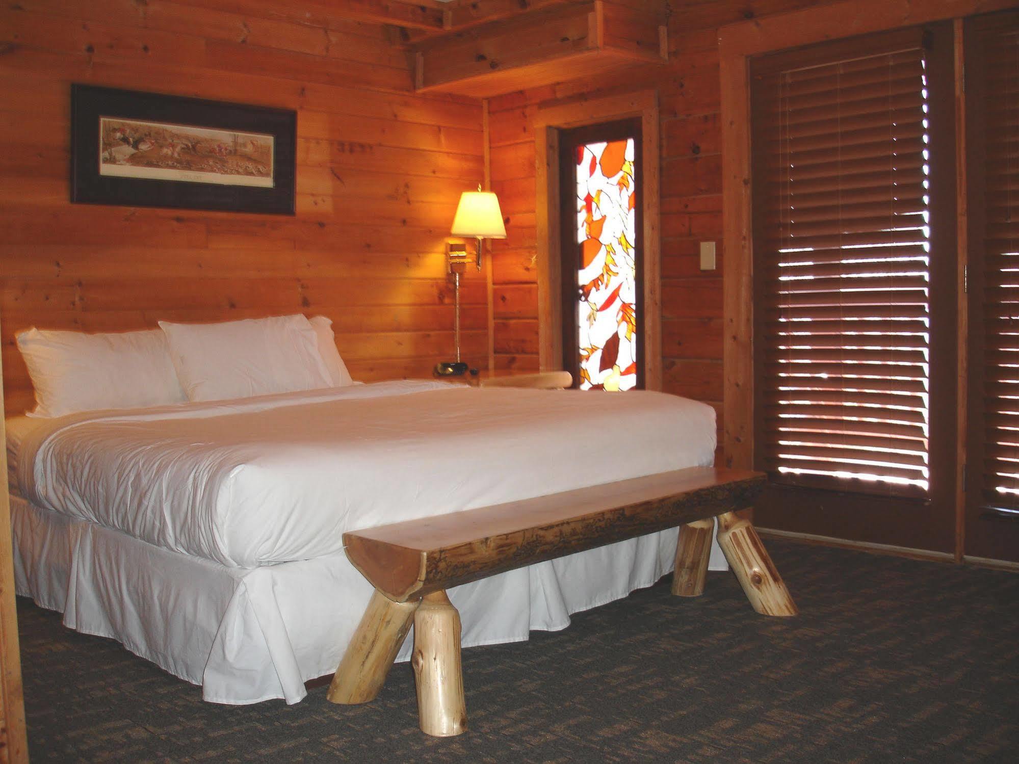 Mountain Top Inn And Resort Warm Springs Exteriör bild