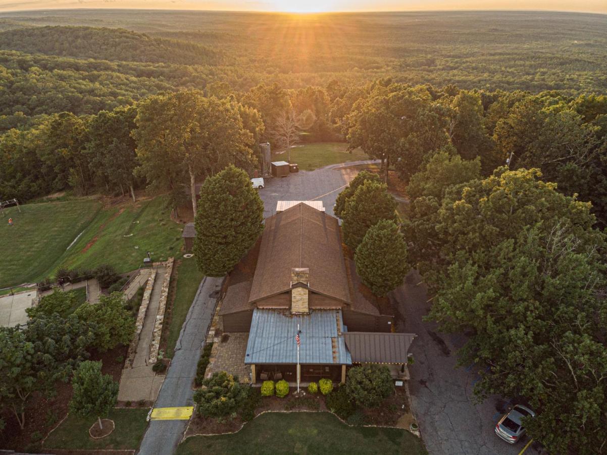 Mountain Top Inn And Resort Warm Springs Exteriör bild